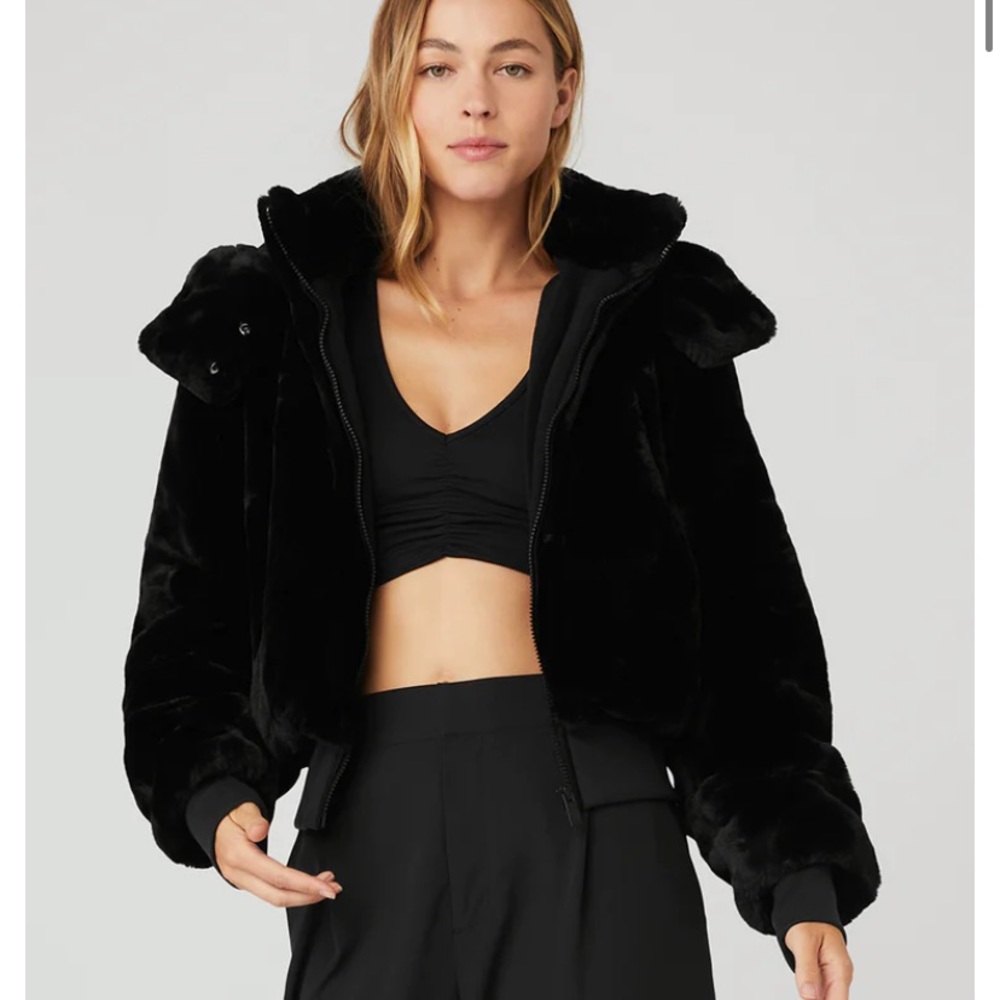 Alo Yoga Faux Fur Foxy Jacket Black Size Small black